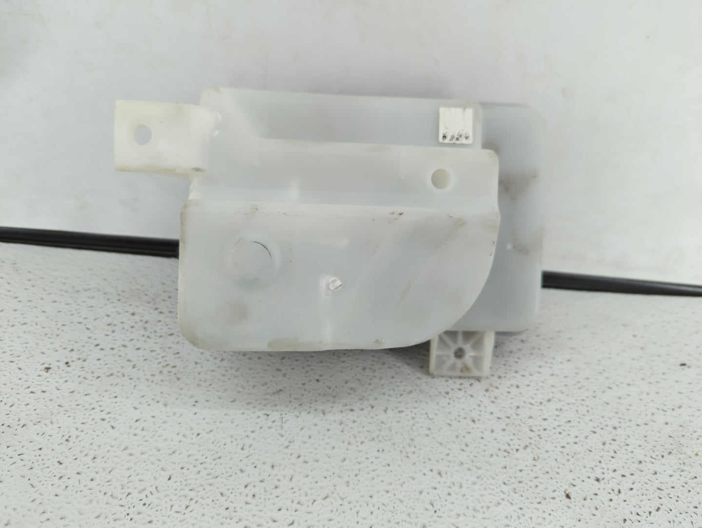 2015-2019 Hyundai Sonata Radiator Coolant Overflow Expansion Tank Bottle 358203 - Oemusedautoparts1.com