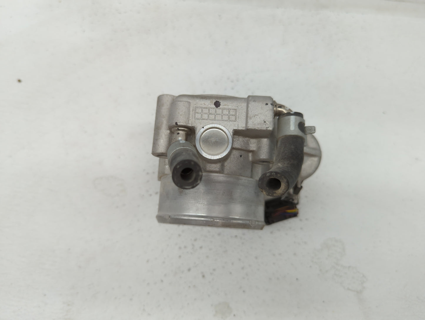 2015-2019 Hyundai Sonata Throttle Body P/N:0 280 750 618 35100-2G600 Fits Fits 2015 2016 2017 2018 2019 OEM Used Auto Parts 