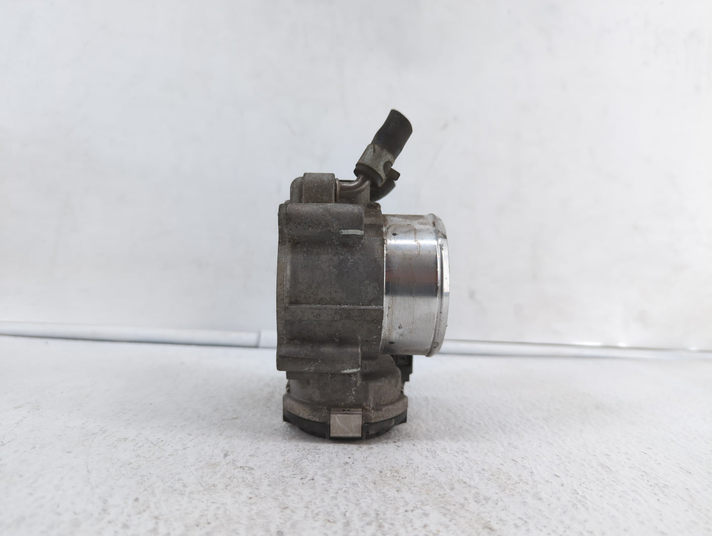 2015-2019 Hyundai Sonata Throttle Body P/N:0 280 750 618 35100-2G600 Fits Fits 2015 2016 2017 2018 2019 OEM Used Auto Parts 