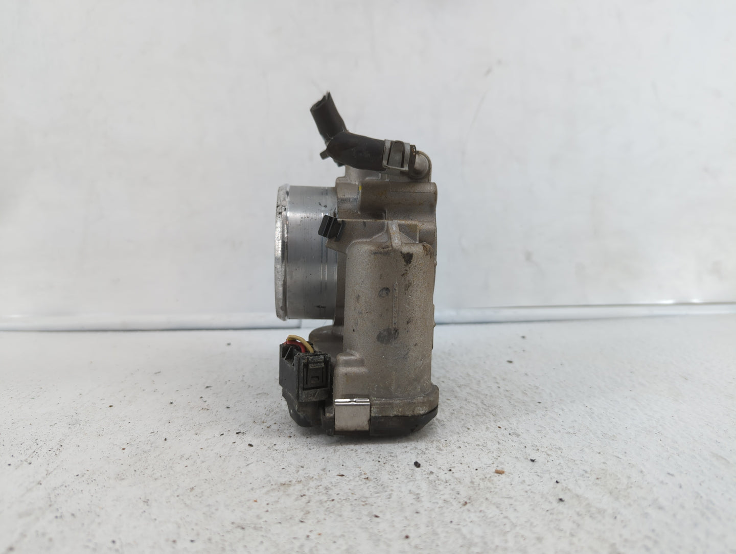 2015-2019 Hyundai Sonata Throttle Body P/N:0 280 750 618 35100-2G600 Fits Fits 2015 2016 2017 2018 2019 OEM Used Auto Parts 