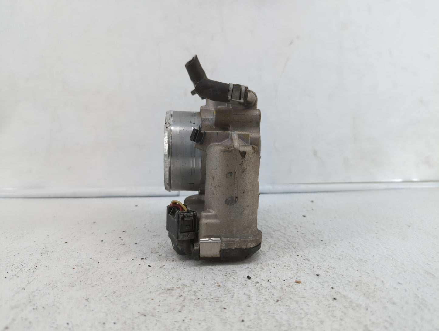 2015-2019 Hyundai Sonata Throttle Body P/N:0 280 750 618 35100-2G600 Fits Fits 2015 2016 2017 2018 2019 OEM Used Auto Parts 