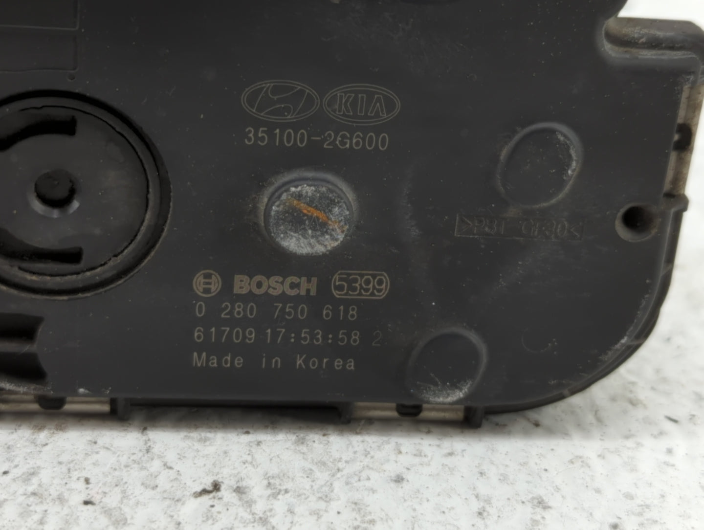 2015-2019 Hyundai Sonata Throttle Body P/N:0 280 750 618 35100-2G600 Fits Fits 2015 2016 2017 2018 2019 OEM Used Auto Parts 