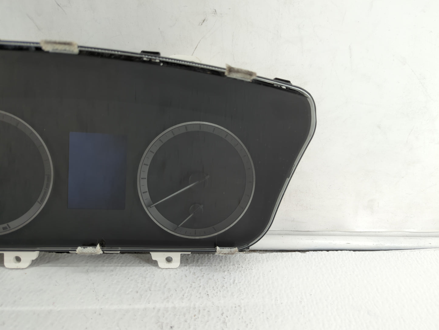 2015-2017 Hyundai Sonata Instrument Cluster Speedometer Gauges P/N:94001-C2100 94001-C2200 Fits Fits 2015 2016 2017 OEM Used
