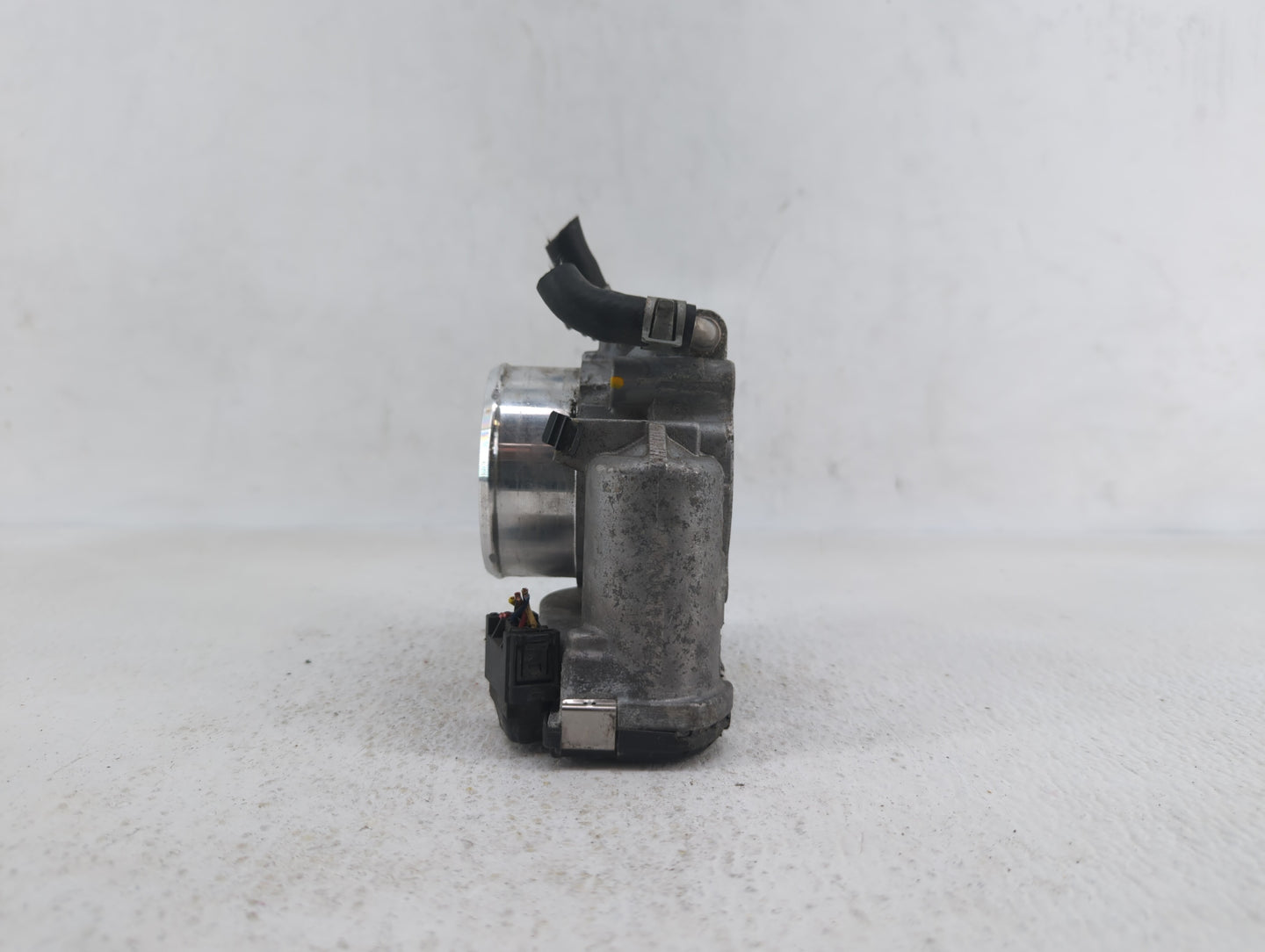 2015-2019 Hyundai Sonata Throttle Body P/N:0 280 750 618 35100-2G600 Fits Fits 2015 2016 2017 2018 2019 OEM Used Auto Parts 