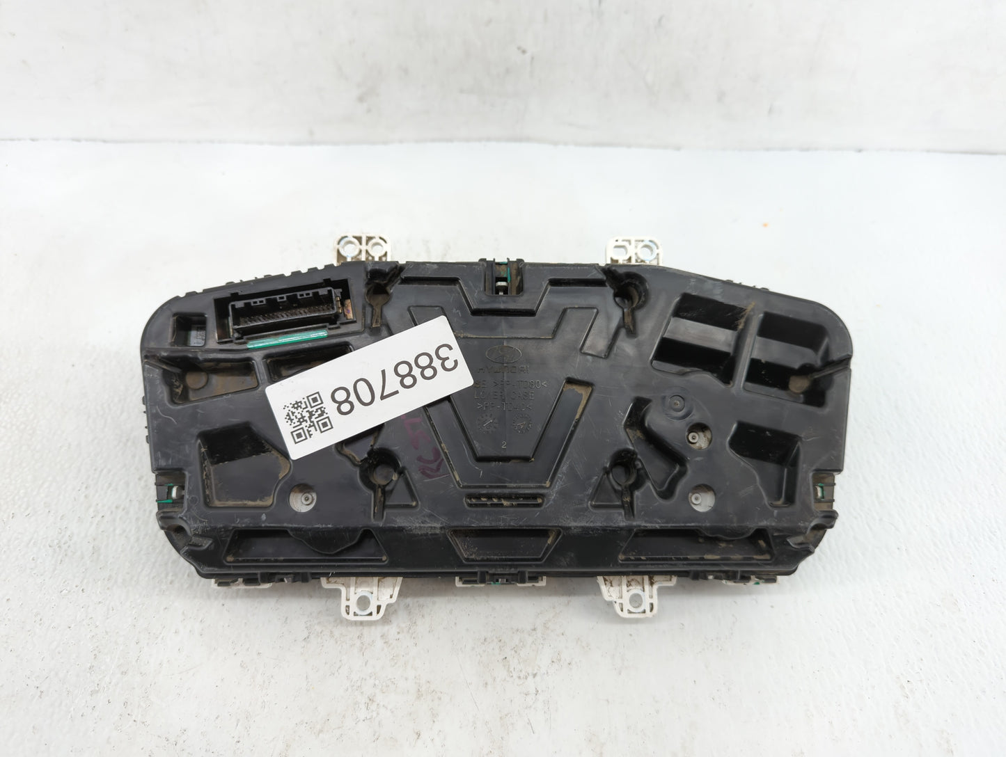 2015-2017 Hyundai Sonata Instrument Cluster Speedometer Gauges P/N:94001-C2100 94001-C2200 Fits Fits 2015 2016 2017 OEM Used