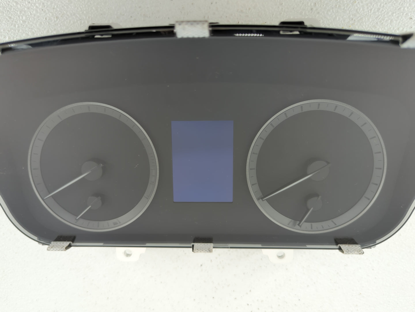 2015-2017 Hyundai Sonata Instrument Cluster Speedometer Gauges P/N:94001-C2100 94001-C2200 Fits Fits 2015 2016 2017 OEM Used