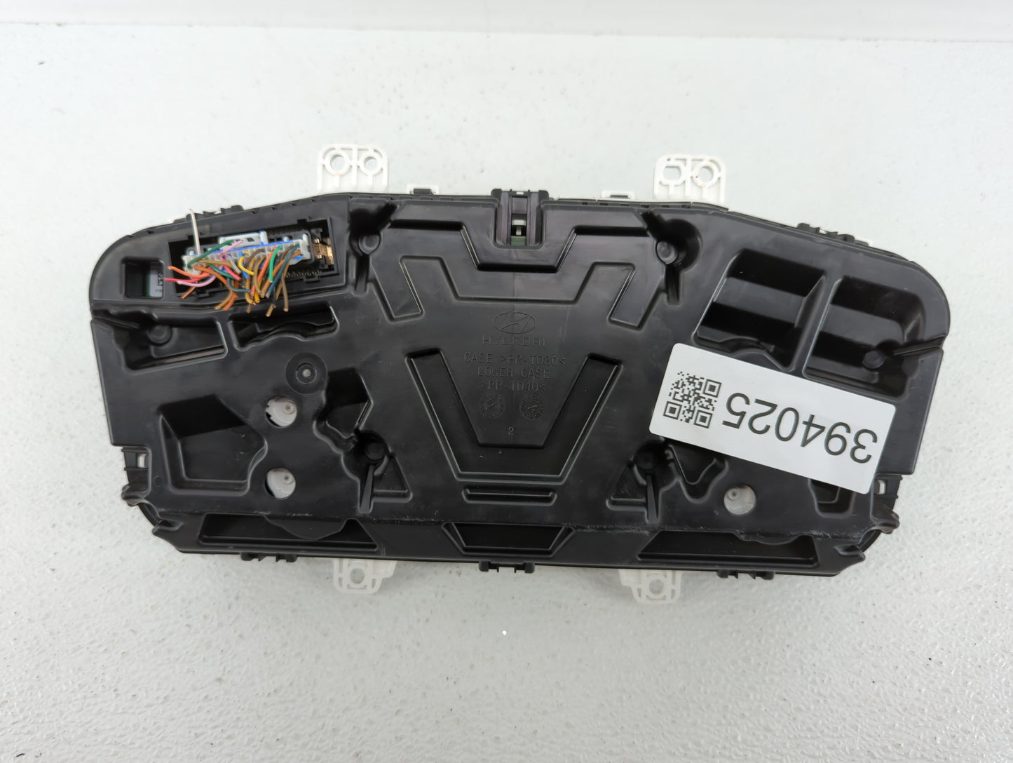 2015-2017 Hyundai Sonata Instrument Cluster Speedometer Gauges P/N:94001-C2100 94001-C2200 Fits Fits 2015 2016 2017 OEM Used