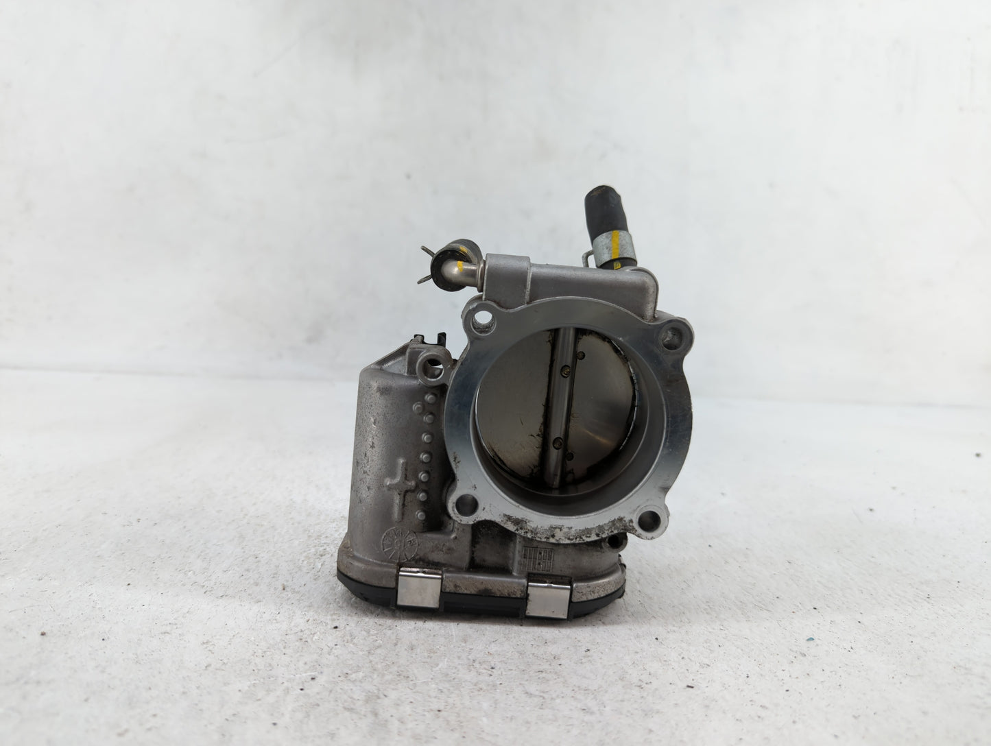 2015-2019 Hyundai Sonata Throttle Body P/N:35100-2G600 Fits Fits 2015 2016 2017 2018 2019 OEM Used Auto Parts - Oemusedautop