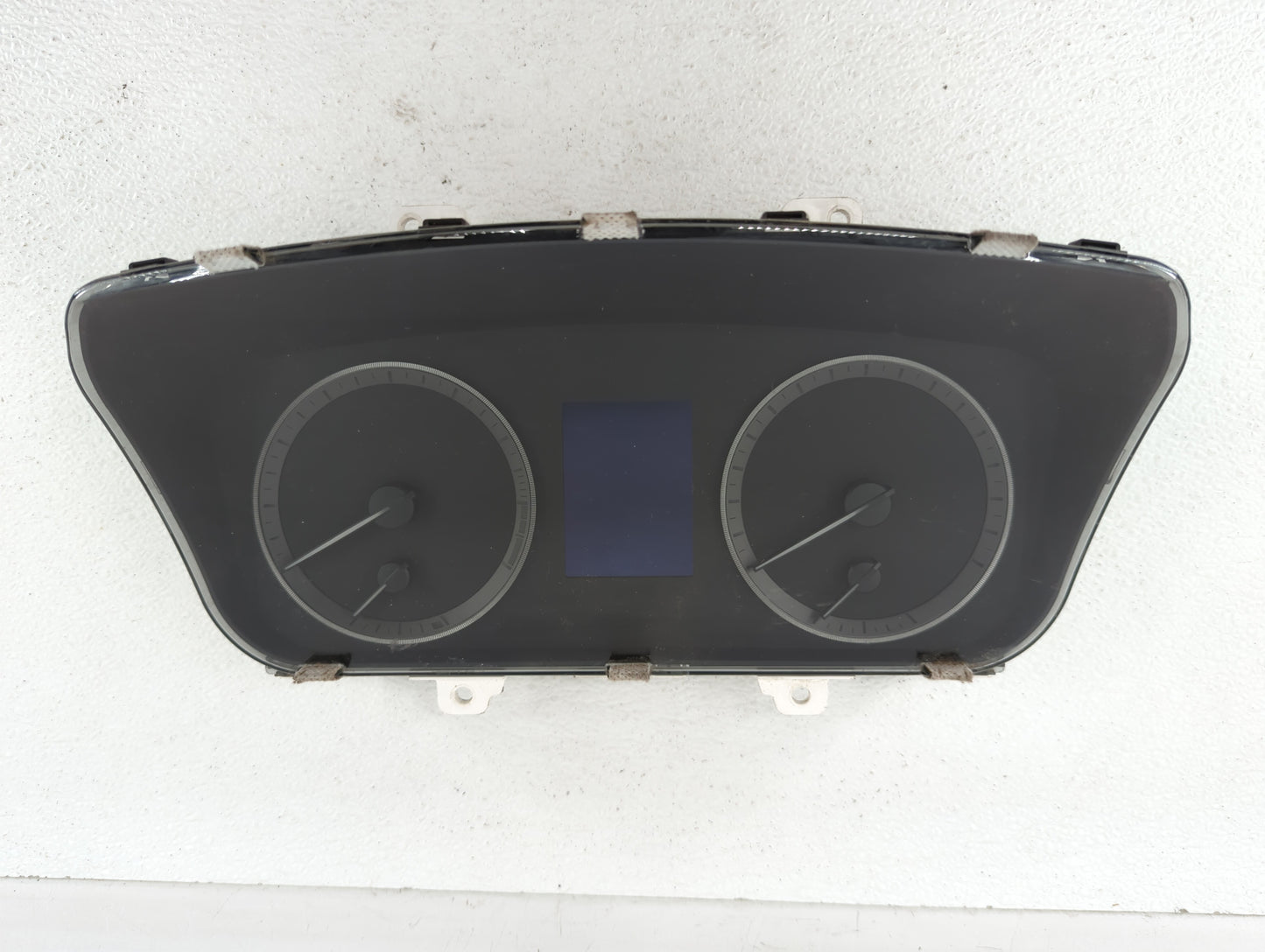 2016-2017 Hyundai Sonata Instrument Cluster Speedometer Gauges P/N:94001-C2200 94001-C2201 Fits Fits 2016 2017 OEM Used Auto