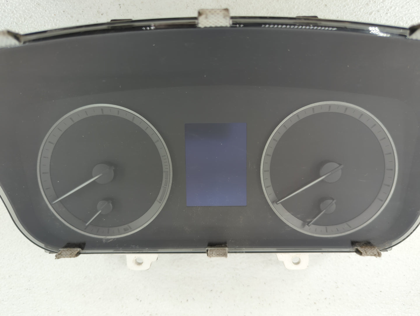 2016-2017 Hyundai Sonata Instrument Cluster Speedometer Gauges P/N:94001-C2200 94001-C2201 Fits Fits 2016 2017 OEM Used Auto
