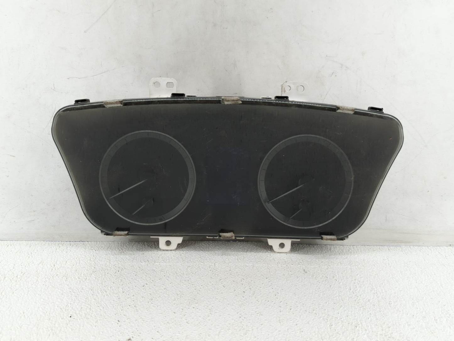 2016-2017 Hyundai Sonata Instrument Cluster Speedometer Gauges P/N:94001-C2200 94001-C2201 Fits Fits 2016 2017 OEM Used Auto