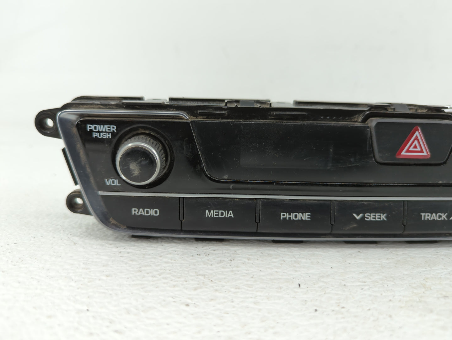 2015-2017 Hyundai Sonata Information Display Screen - Oemusedautoparts1.com