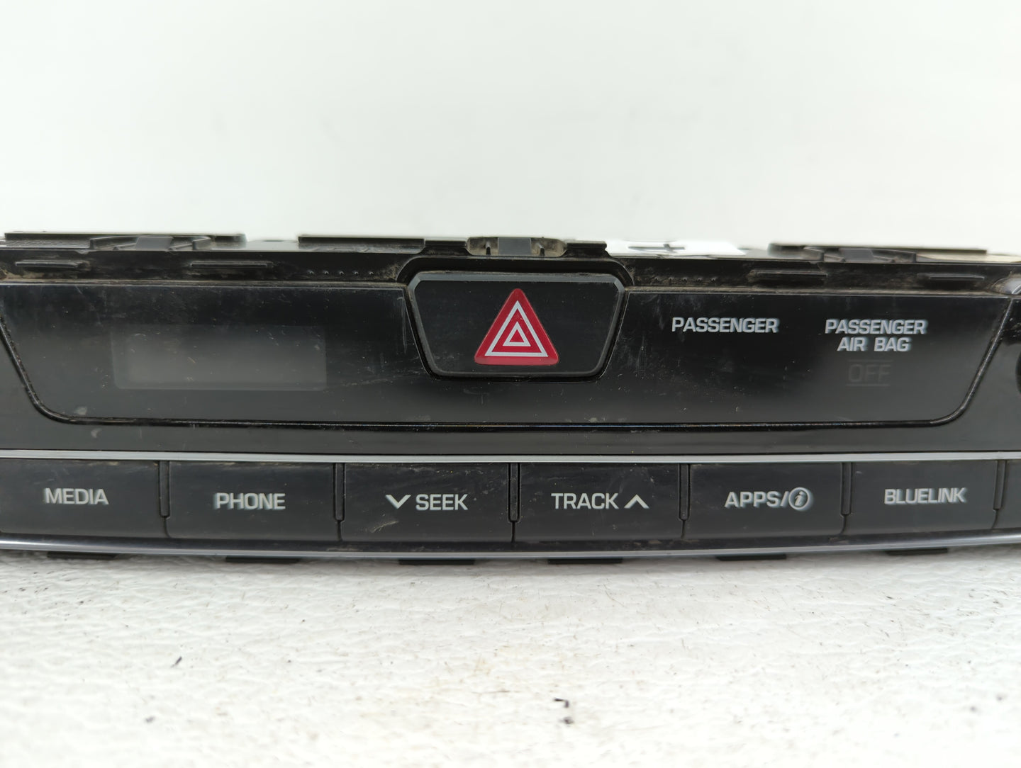 2015-2017 Hyundai Sonata Information Display Screen - Oemusedautoparts1.com