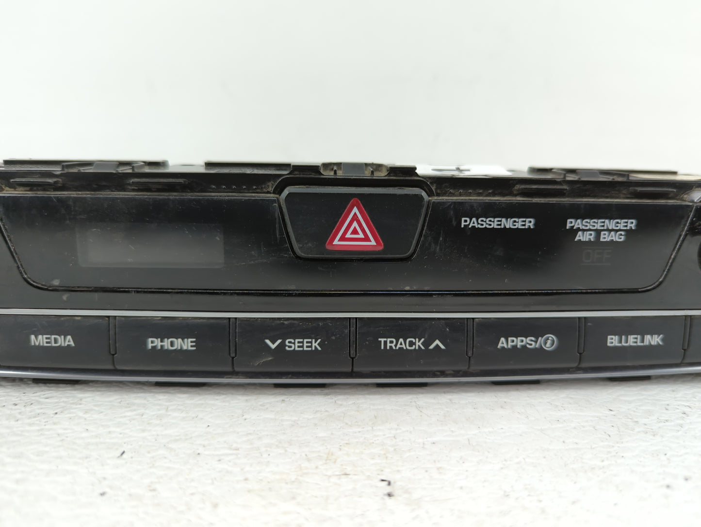2015-2017 Hyundai Sonata Information Display Screen - Oemusedautoparts1.com