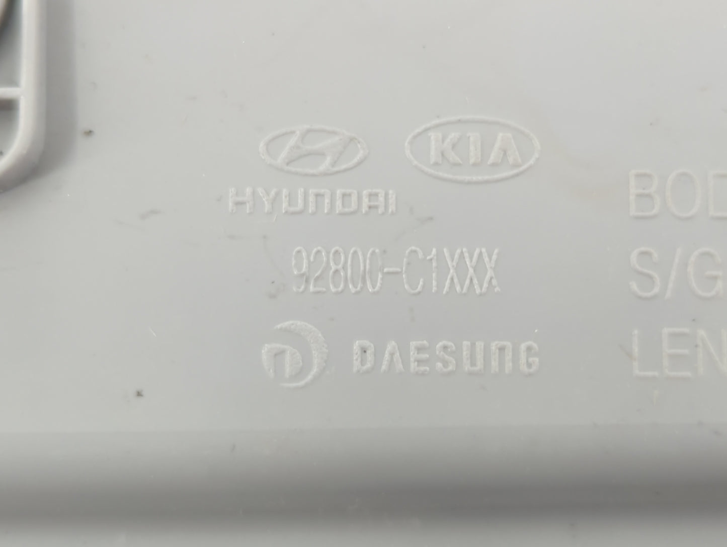 2015-2017 Hyundai Sonata Overhead Roof Console Grey - Oemusedautoparts1.com