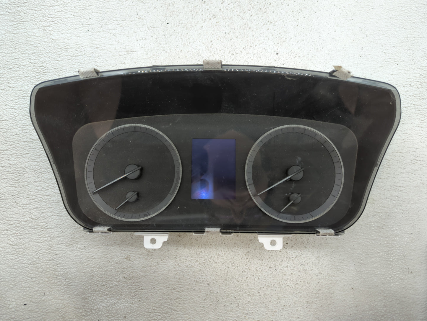2016-2017 Hyundai Sonata Instrument Cluster Speedometer Gauges P/N:94001-C2200 94001-C2201 Fits Fits 2016 2017 OEM Used Auto
