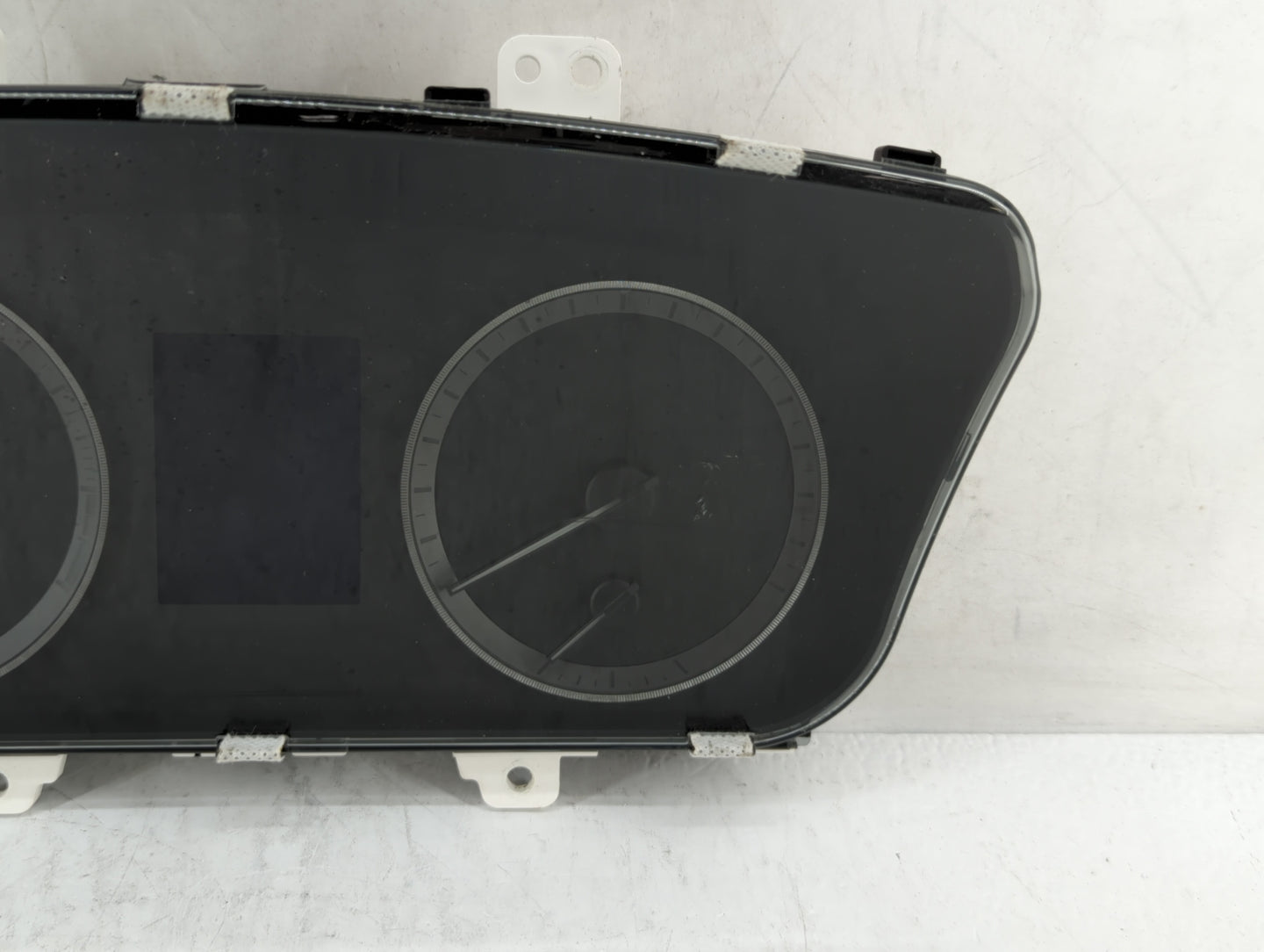 2015-2017 Hyundai Sonata Instrument Cluster Speedometer Gauges P/N:94001-C2100 94001-C2200 Fits Fits 2015 2016 2017 OEM Used