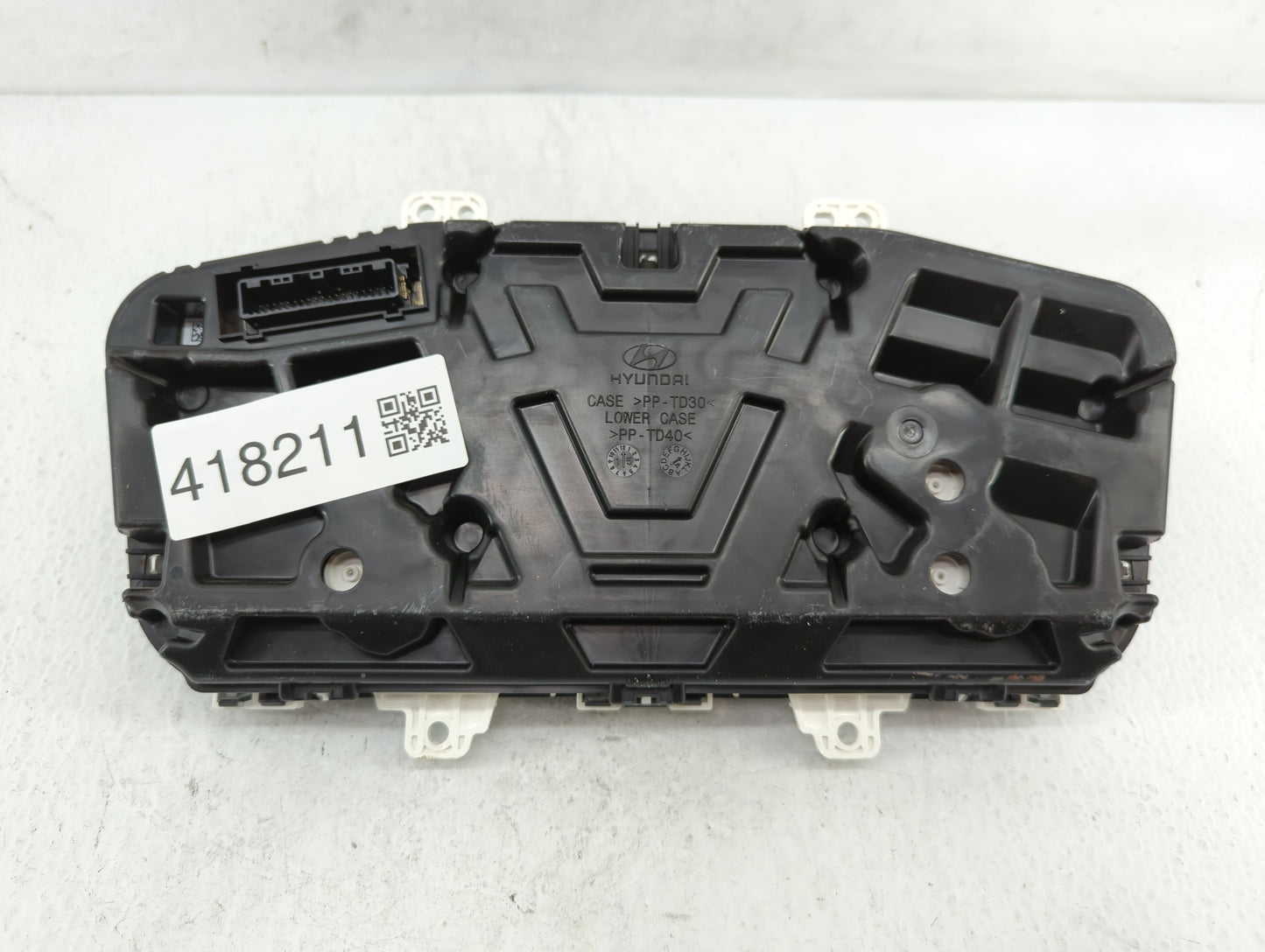 2015-2017 Hyundai Sonata Instrument Cluster Speedometer Gauges P/N:94001-C2100 94001-C2200 Fits Fits 2015 2016 2017 OEM Used