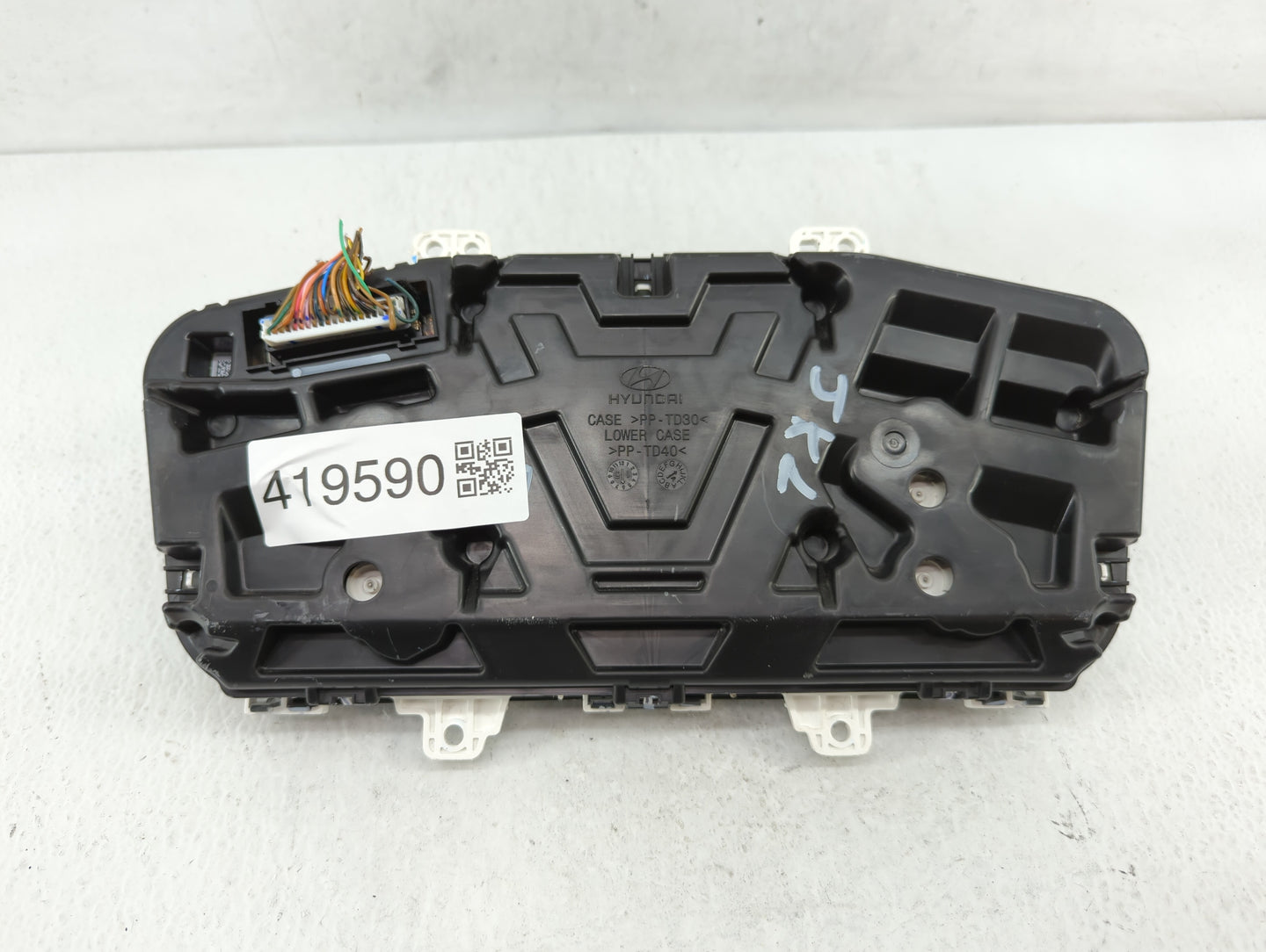 2016-2017 Hyundai Sonata Instrument Cluster Speedometer Gauges P/N:94001-C2200 94001-C2201 Miles: Fits Fits 2016 2017 OEM Us