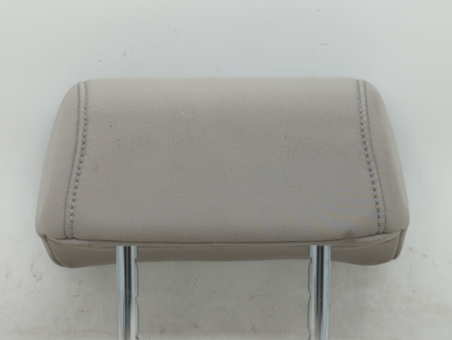 2015-2017 Hyundai Sonata Headrest Head Rest Front Driver Passenger Seat Fits Fits 2015 2016 2017 OEM Used Auto Parts - Oemus