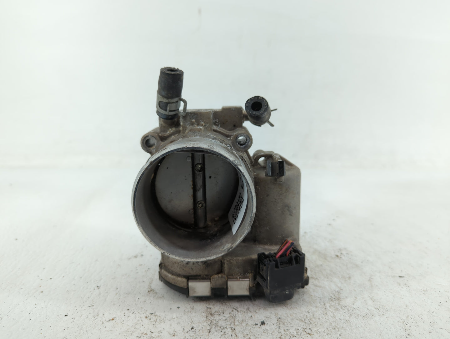 2015-2019 Hyundai Sonata Throttle Body P/N:35100-2G600 Fits Fits 2015 2016 2017 2018 2019 2020 2021 OEM Used Auto Parts - Oe