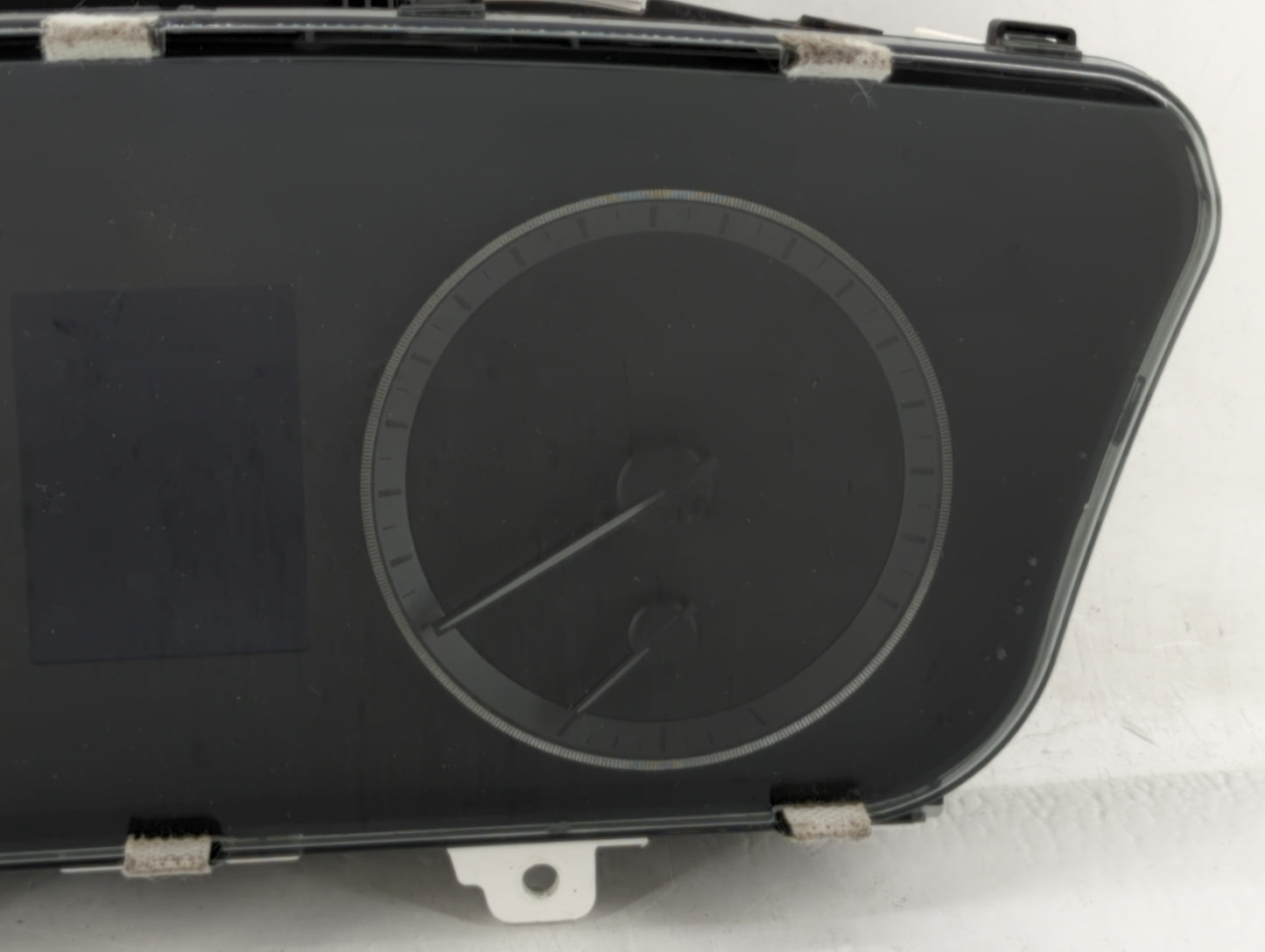 2016-2017 Hyundai Sonata Instrument Cluster Speedometer Gauges P/N:94001-C2200 94001-C2201 Fits Fits 2016 2017 OEM Used Auto