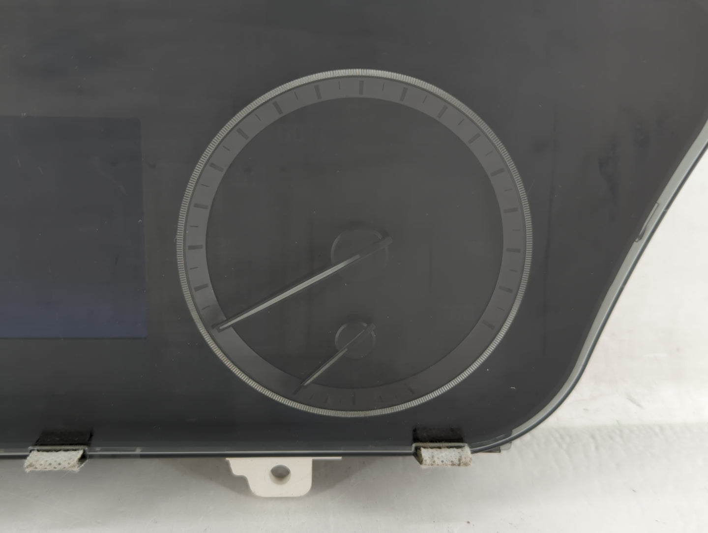 2016-2017 Hyundai Sonata Instrument Cluster Speedometer Gauges P/N:94001-C2200 94001-C2201 Fits Fits 2016 2017 OEM Used Auto
