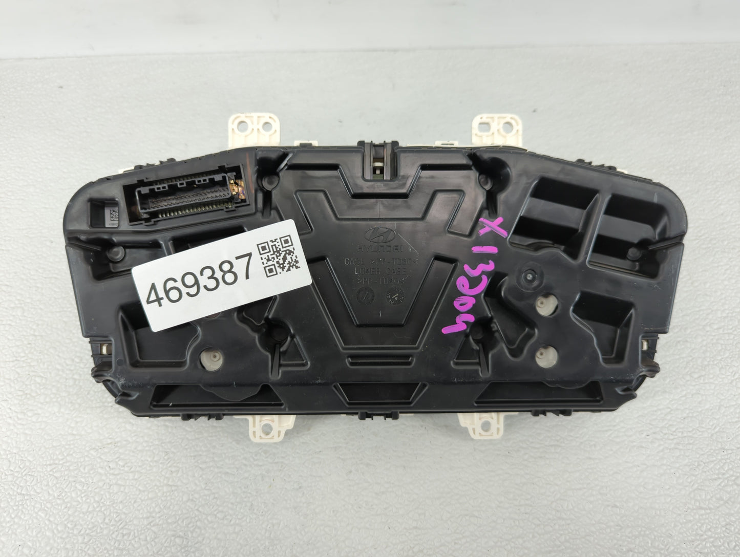 2016-2017 Hyundai Sonata Instrument Cluster Speedometer Gauges P/N:94001-C2200 94001-C2201 Miles: Fits Fits 2016 2017 OEM Us