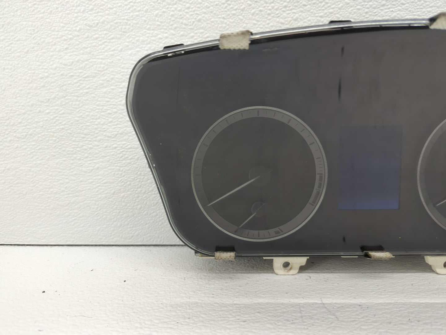2016-2017 Hyundai Sonata Instrument Cluster Speedometer Gauges P/N:94001-C2200 94001-C2201 Fits Fits 2016 2017 OEM Used Auto