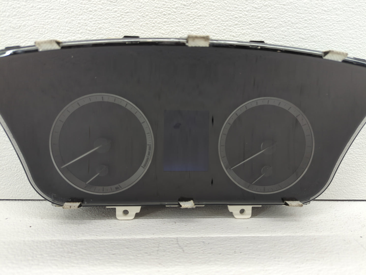 2016-2017 Hyundai Sonata Instrument Cluster Speedometer Gauges P/N:94001-C2200 94001-C2201 Fits Fits 2016 2017 OEM Used Auto