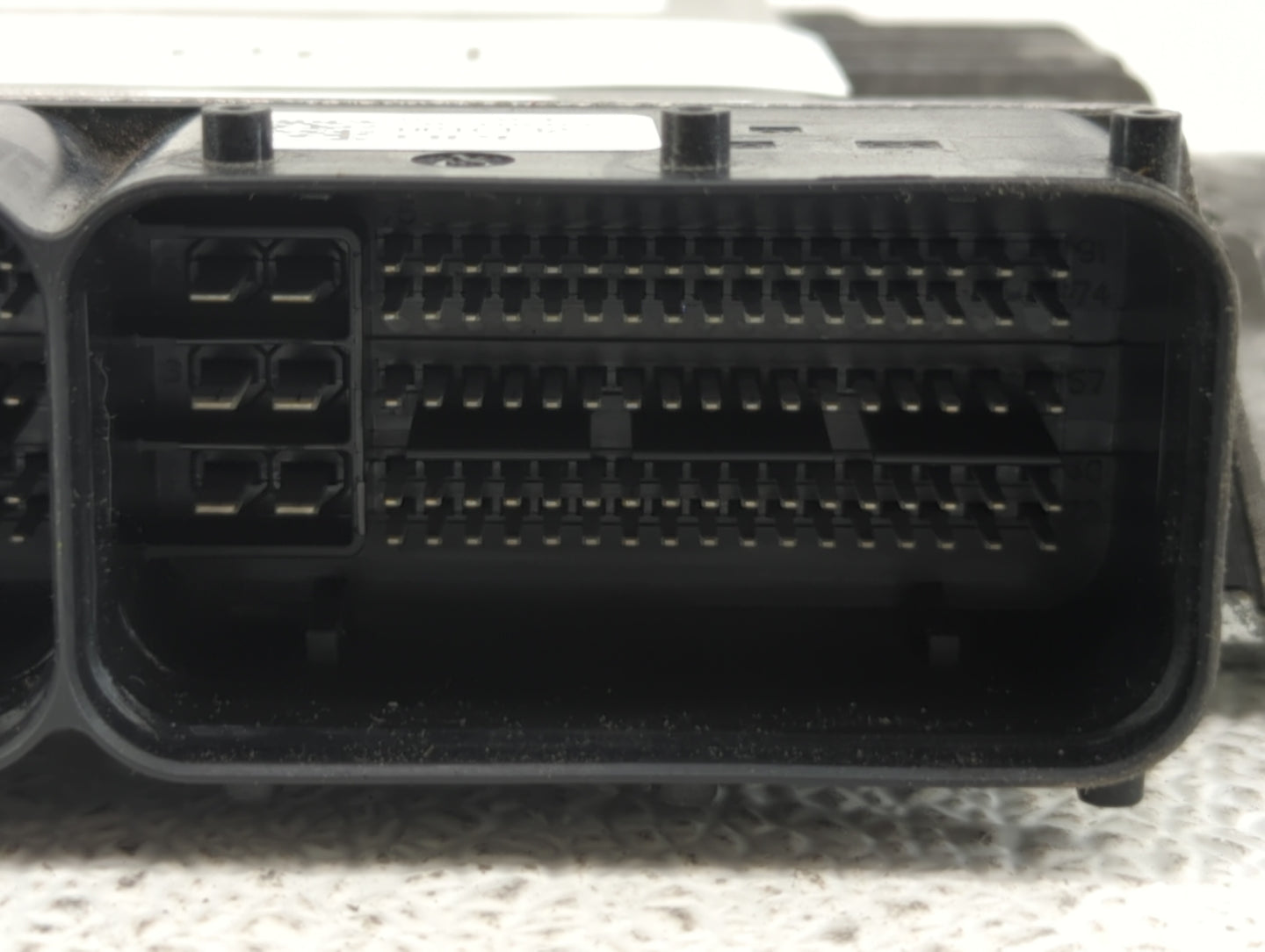 2015-2017 Hyundai Sonata PCM Engine Control Computer ECU ECM PCU OEM P/N:39111-2GGL6 39101-2GGL6 Fits Fits 2015 2016 2017 OE