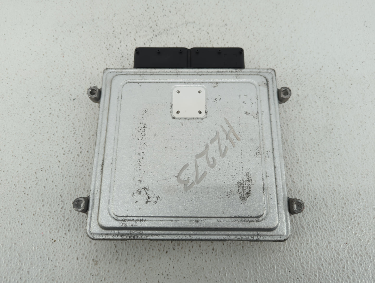 2015-2017 Hyundai Sonata PCM Engine Control Computer ECU ECM PCU OEM P/N:39111-2GGL6 39101-2GGL6 Fits Fits 2015 2016 2017 OE