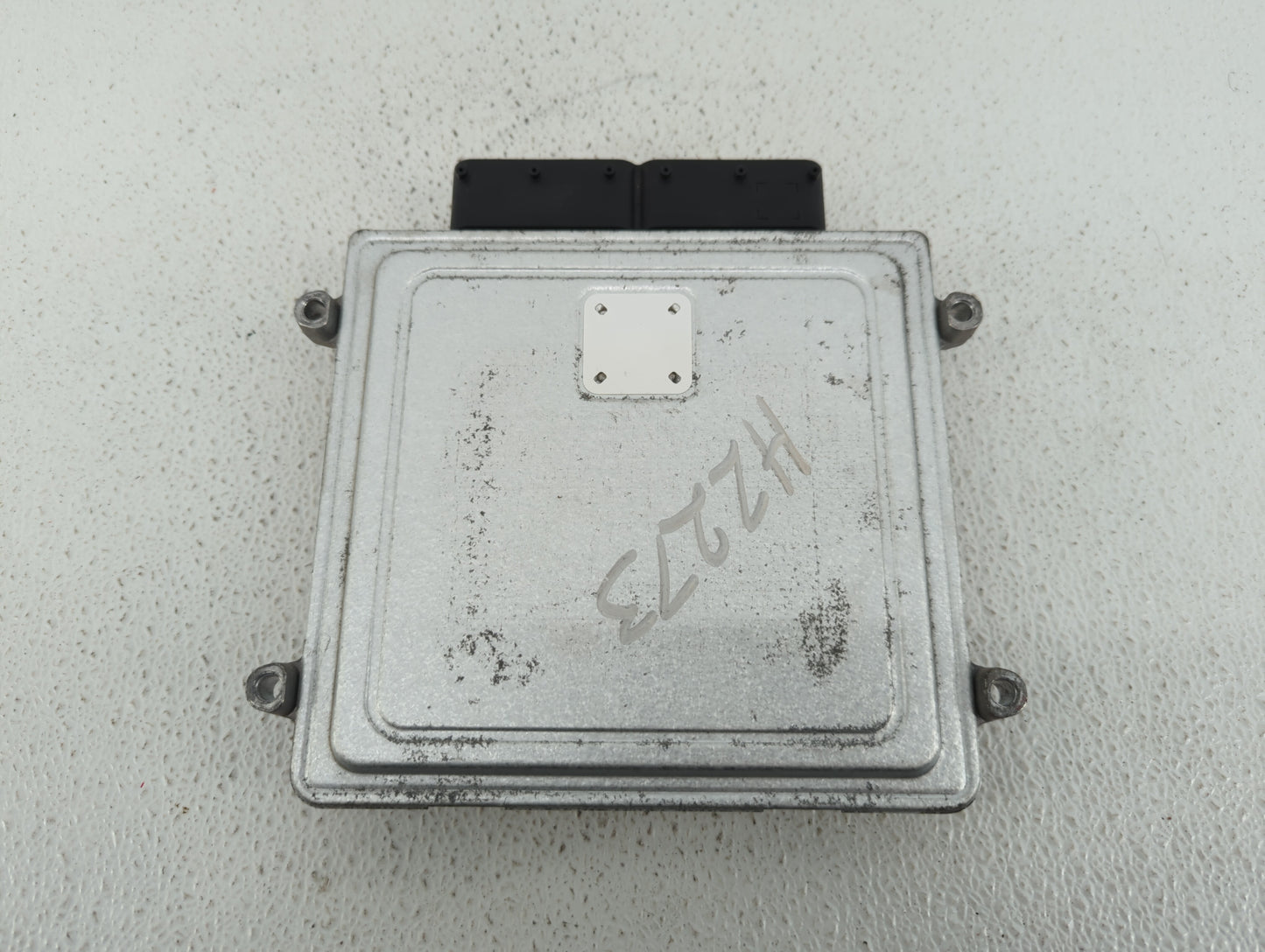 2015-2017 Hyundai Sonata PCM Engine Control Computer ECU ECM PCU OEM P/N:39111-2GGL6 39101-2GGL6 Fits Fits 2015 2016 2017 OE