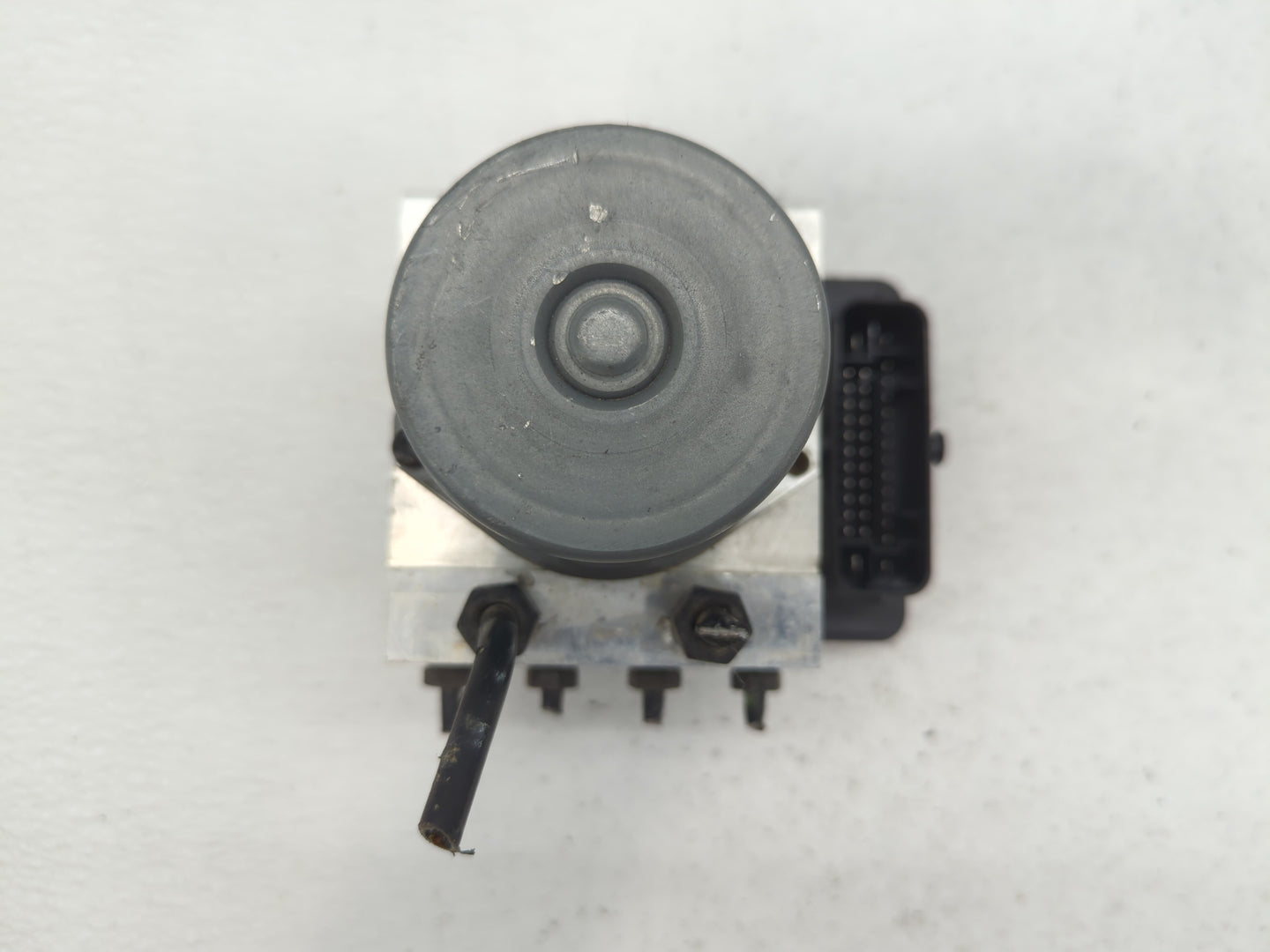 2015-2017 Hyundai Sonata ABS Pump Control Module Replacement P/N:58920-C2201 61589-45100, 58920-C2200 Fits Fits 2015 2016 20