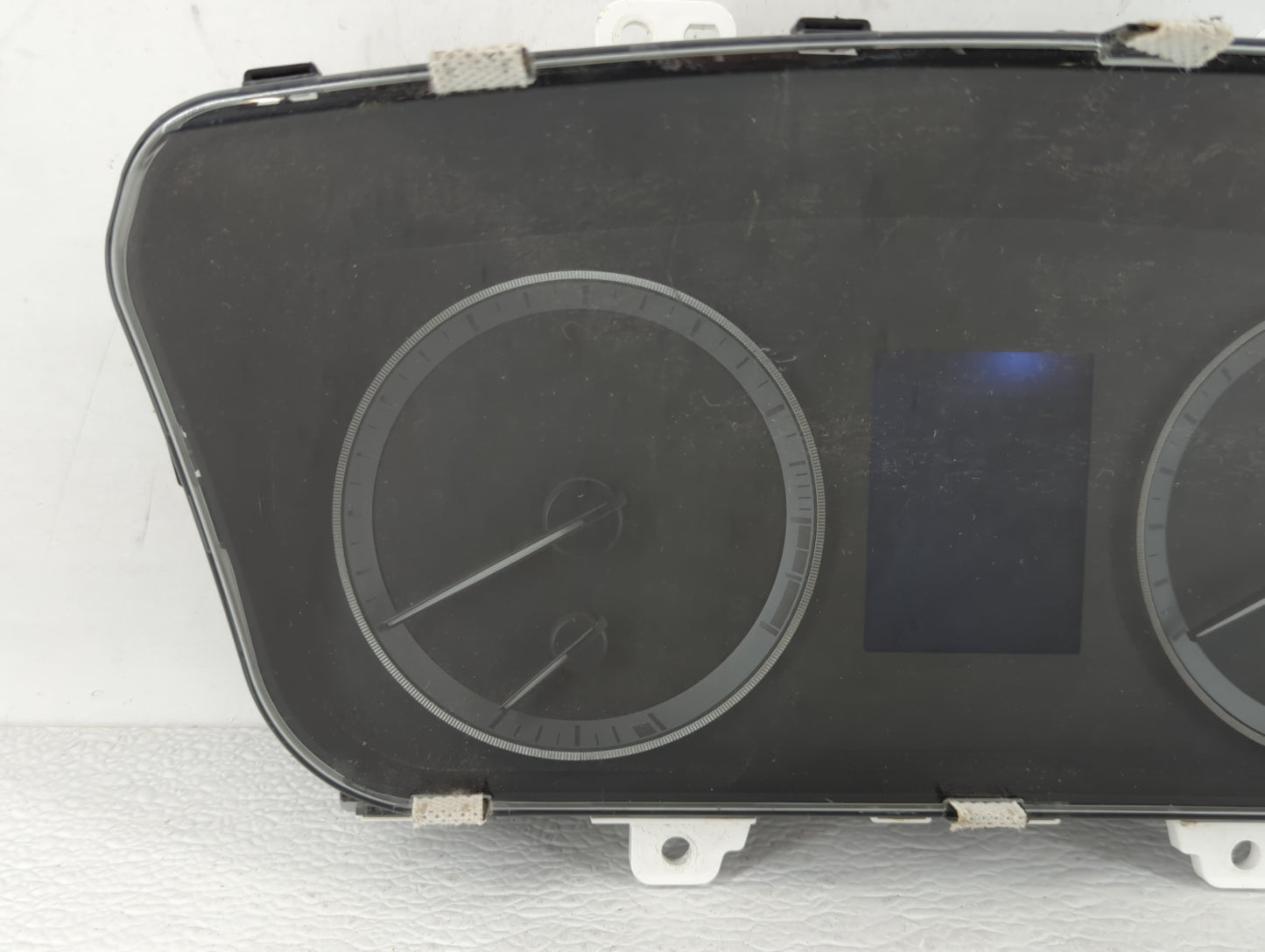 2016-2017 Hyundai Sonata Instrument Cluster Speedometer Gauges P/N:94001-C2200 94001-C2201 Fits Fits 2016 2017 OEM Used Auto