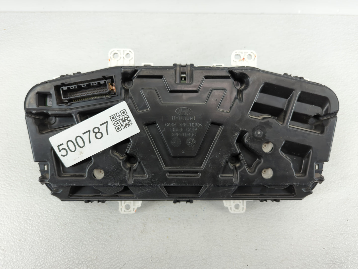 2016-2017 Hyundai Sonata Instrument Cluster Speedometer Gauges P/N:94001-C2200 94001-C2201 Fits Fits 2016 2017 OEM Used Auto