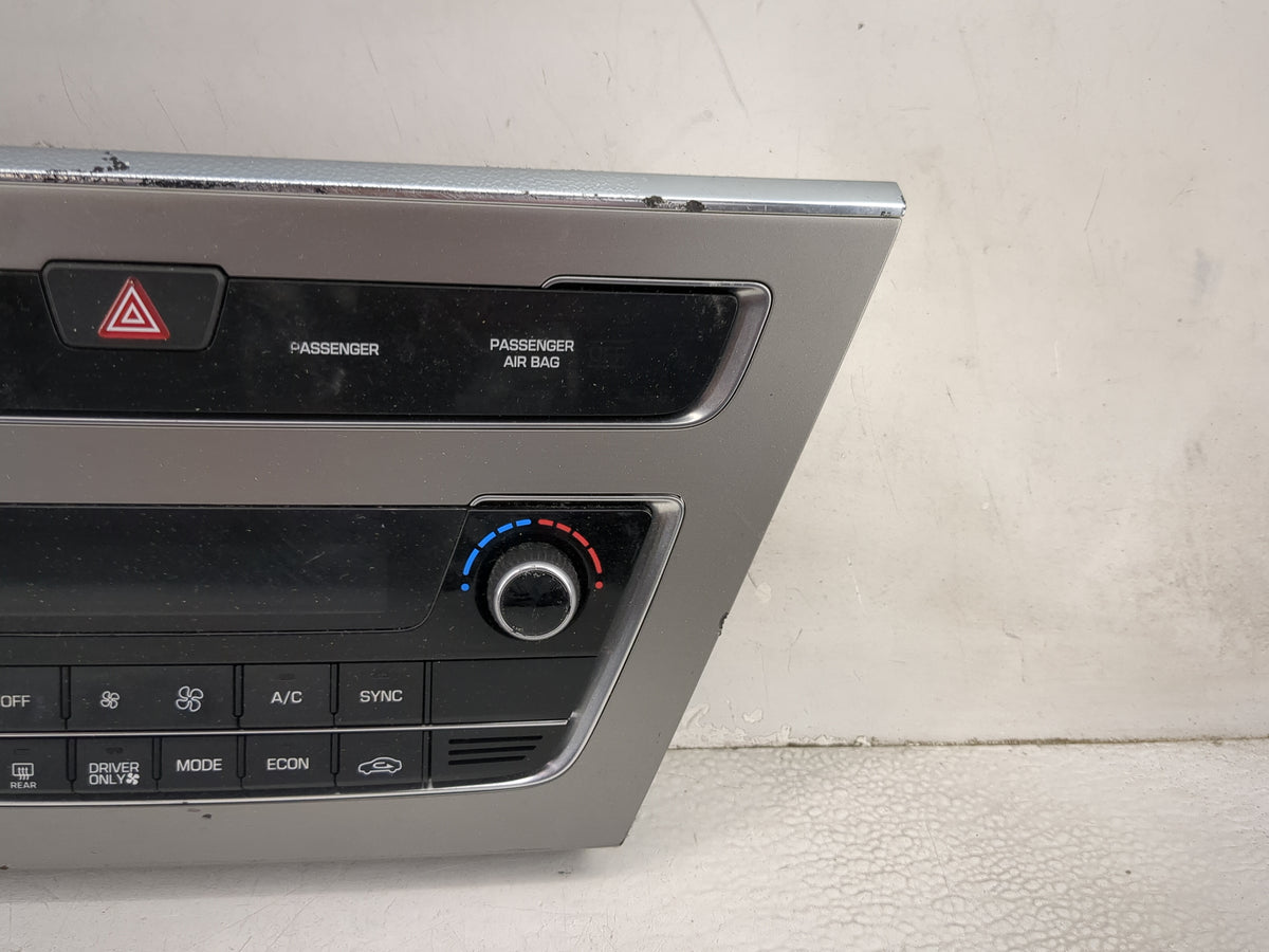 2016-2017 Hyundai Sonata Climate Control Module Temperature AC/Heater Replacement P/N:94510-C2500 US2A 94510-C2500 Fits OEM 