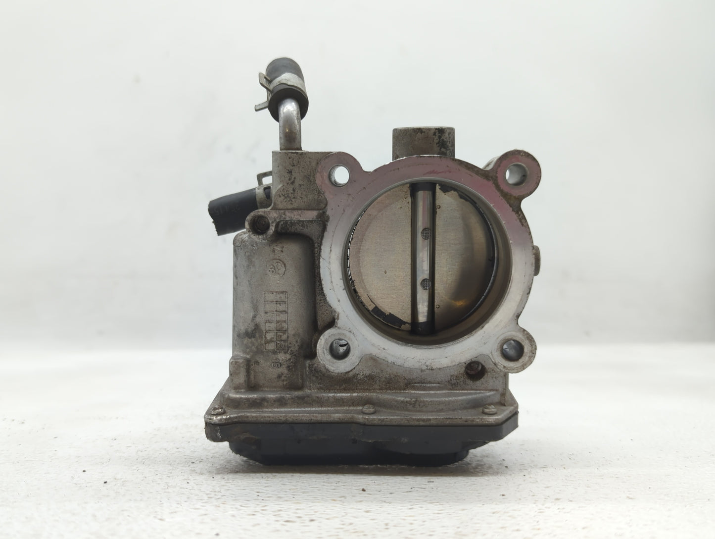2016-2017 Hyundai Sonata Throttle Body P/N:35100-2E610 Fits Fits 2016 2017 2018 2019 2020 OEM Used Auto Parts - Oemusedautop