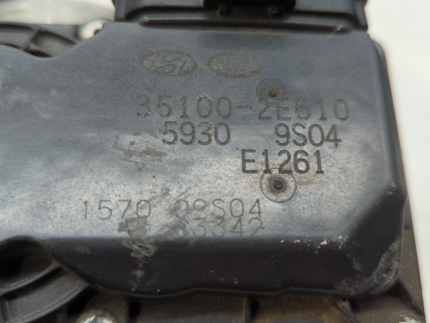 2016-2017 Hyundai Sonata Throttle Body P/N:35100-2E610 Fits Fits 2016 2017 2018 2019 2020 OEM Used Auto Parts - Oemusedautop