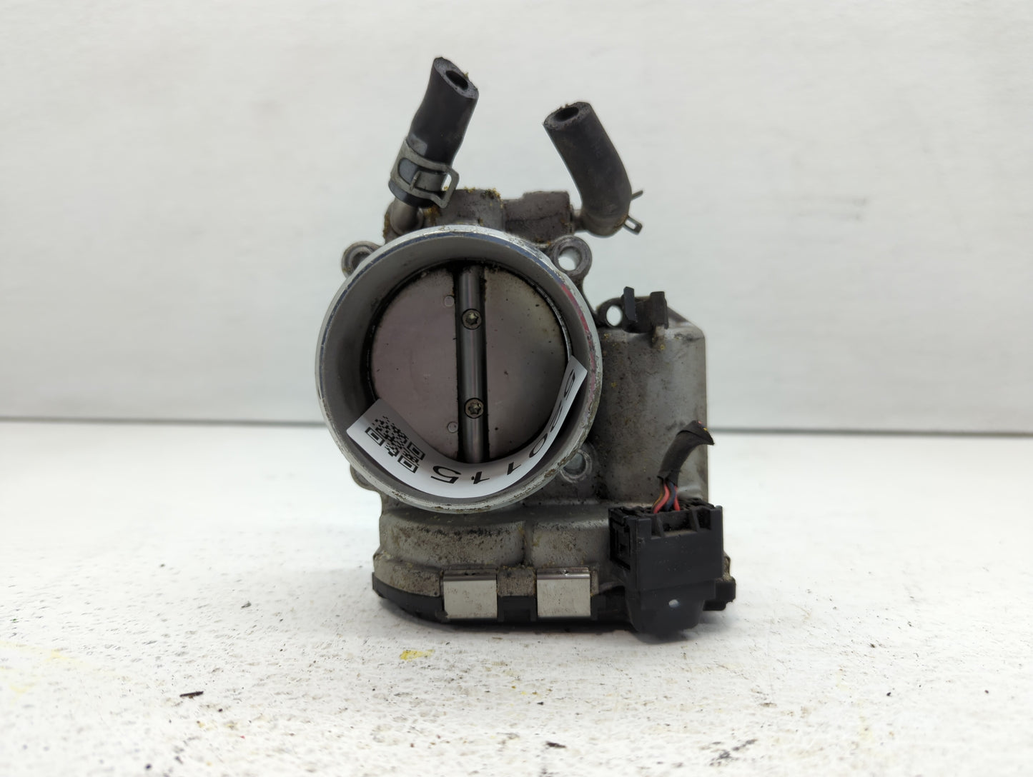 2015-2019 Hyundai Sonata Throttle Body P/N:35100-2G600 Fits Fits 2015 2016 2017 2018 2019 2020 2021 OEM Used Auto Parts - Oe