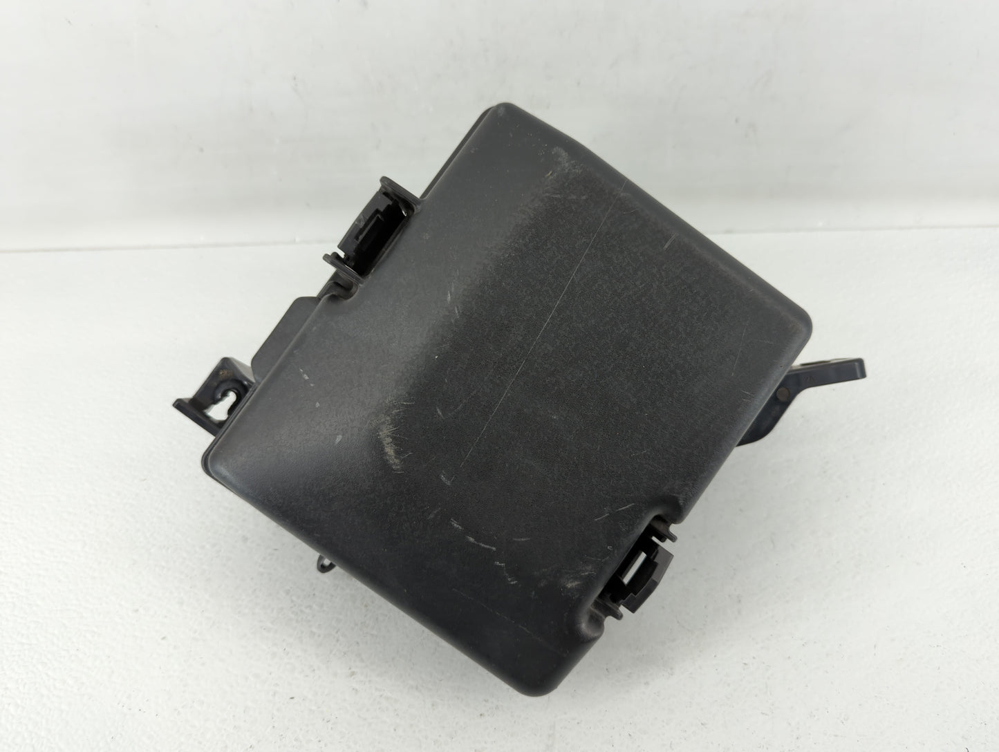 2016-2017 Hyundai Sonata Fusebox Fuse Box Panel Relay Module P/N:91950-C1820 91271C2050 Fits Fits 2016 2017 OEM Used Auto Pa