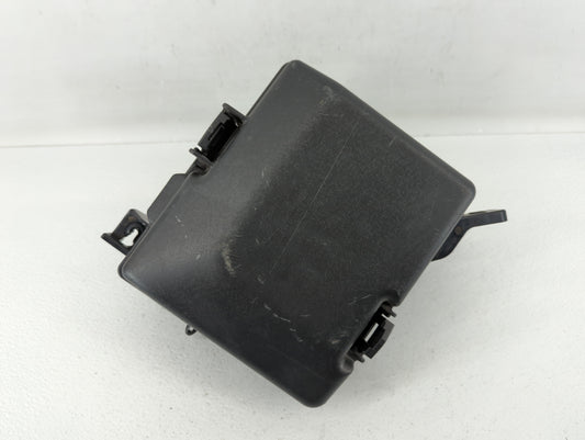 2016-2017 Hyundai Sonata Fusebox Fuse Box Panel Relay Module P/N:91950-C1820 91271C2050 Fits Fits 2016 2017 OEM Used Auto Pa