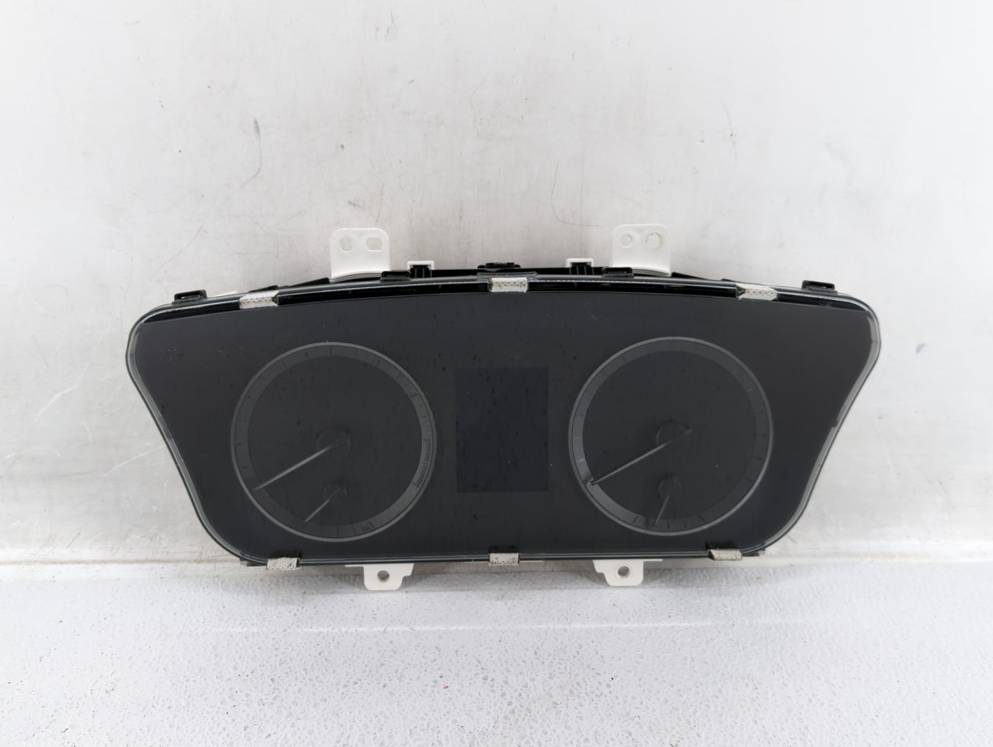 2016-2017 Hyundai Sonata Instrument Cluster Speedometer Gauges P/N:94001-C2201 94001-C2200 Fits Fits 2016 2017 OEM Used Auto