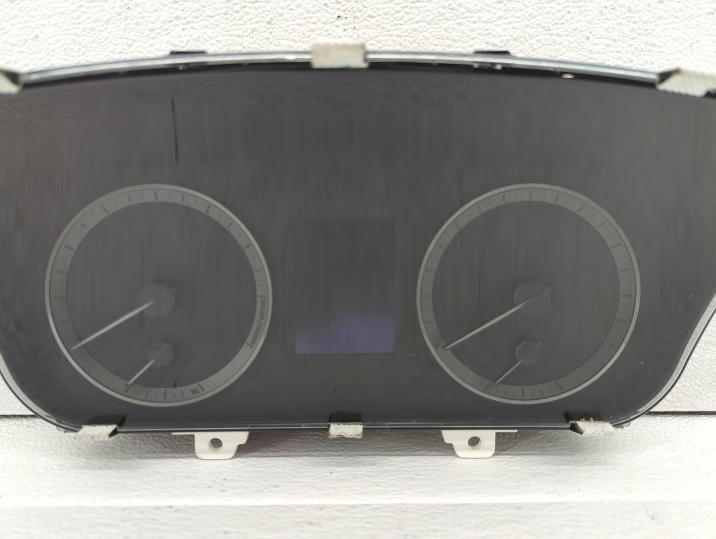 2016-2017 Hyundai Sonata Instrument Cluster Speedometer Gauges P/N:94001-C2200 Fits Fits 2016 2017 OEM Used Auto Parts - Oem