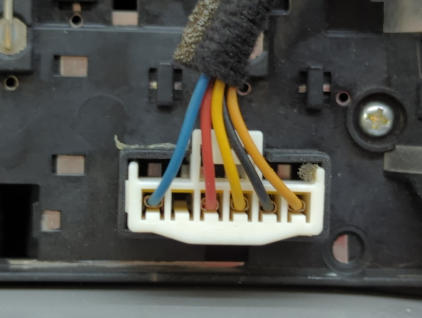 2016 Hyundai Sonata Overhead Roof Console - Oemusedautoparts1.com