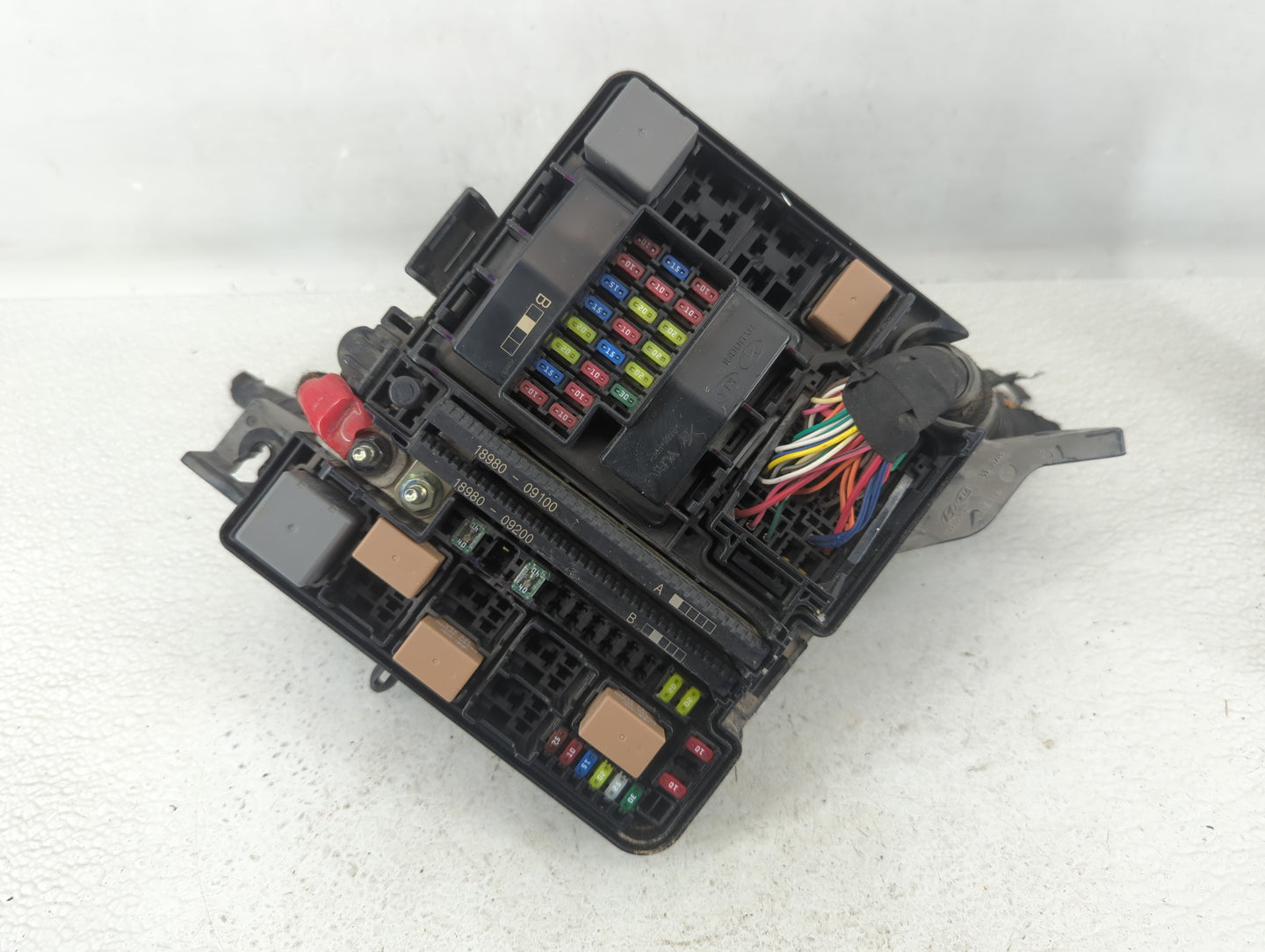 2016-2017 Hyundai Sonata Fusebox Fuse Box Panel Relay Module P/N:91950-C1820 Fits Fits 2016 2017 OEM Used Auto Parts - Oemus