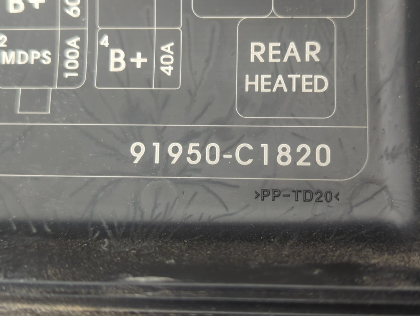 2016-2017 Hyundai Sonata Fusebox Fuse Box Panel Relay Module P/N:91950-C1820 Fits Fits 2016 2017 OEM Used Auto Parts - Oemus
