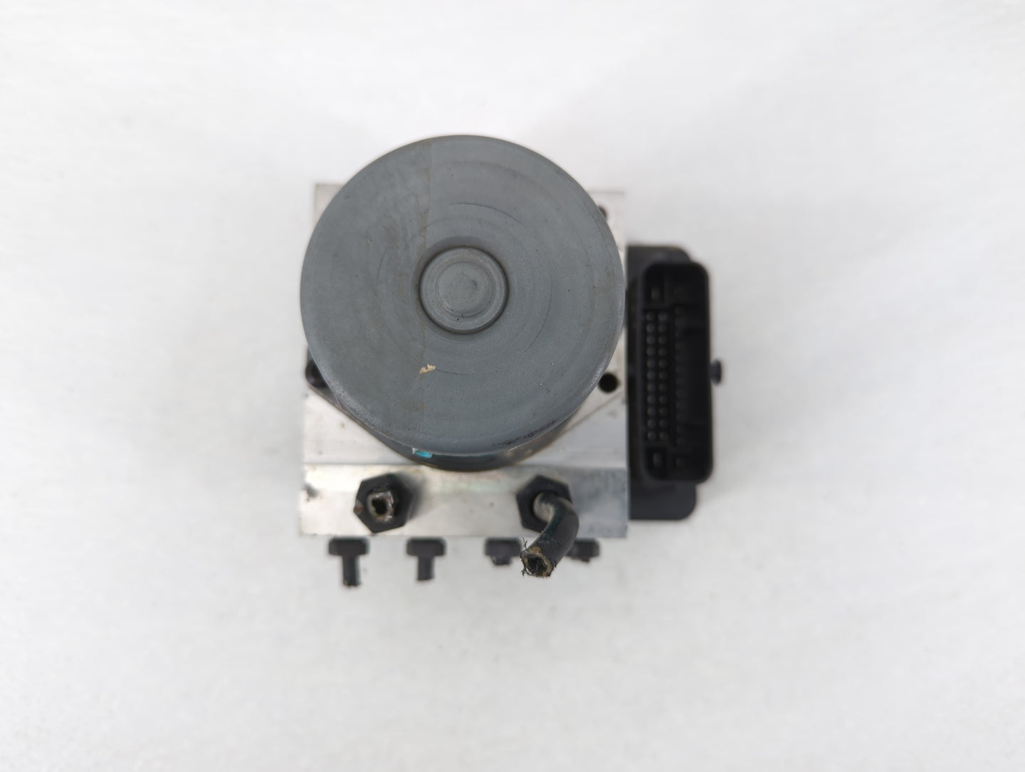 2015-2017 Hyundai Sonata ABS Pump Control Module Replacement P/N:C2589-20501 58920-C2201, 61589-45100 Fits Fits 2015 2016 20