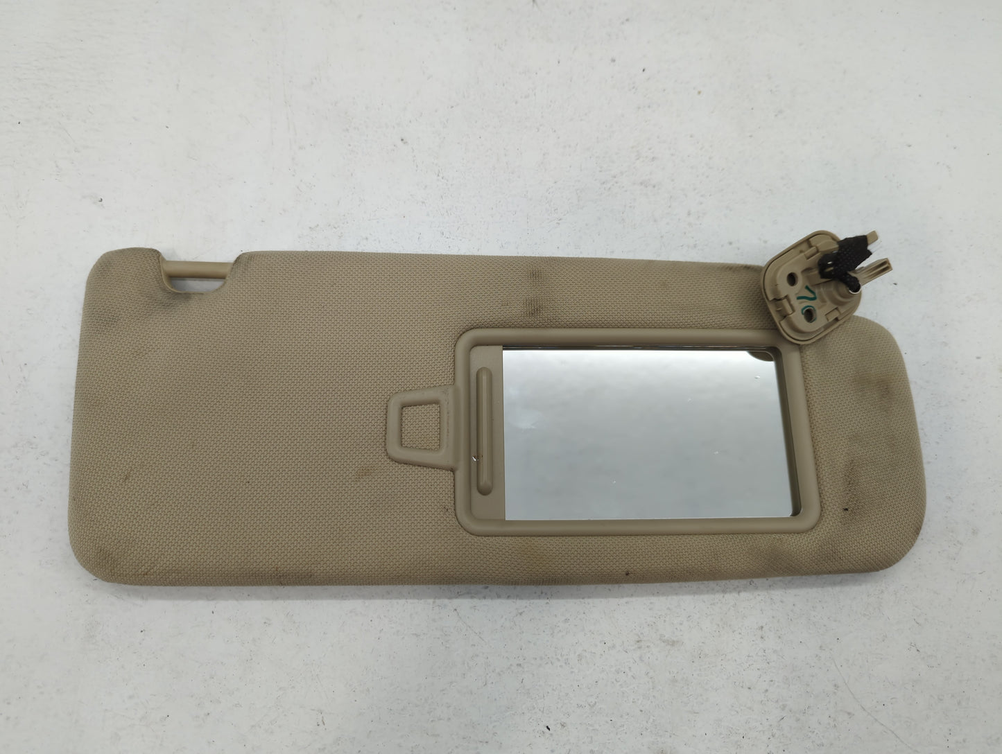 2015-2019 Hyundai Sonata Sun Visor Shade Replacement Driver Left Mirror Fits Fits 2015 2016 2017 2018 2019 OEM Used Auto Par