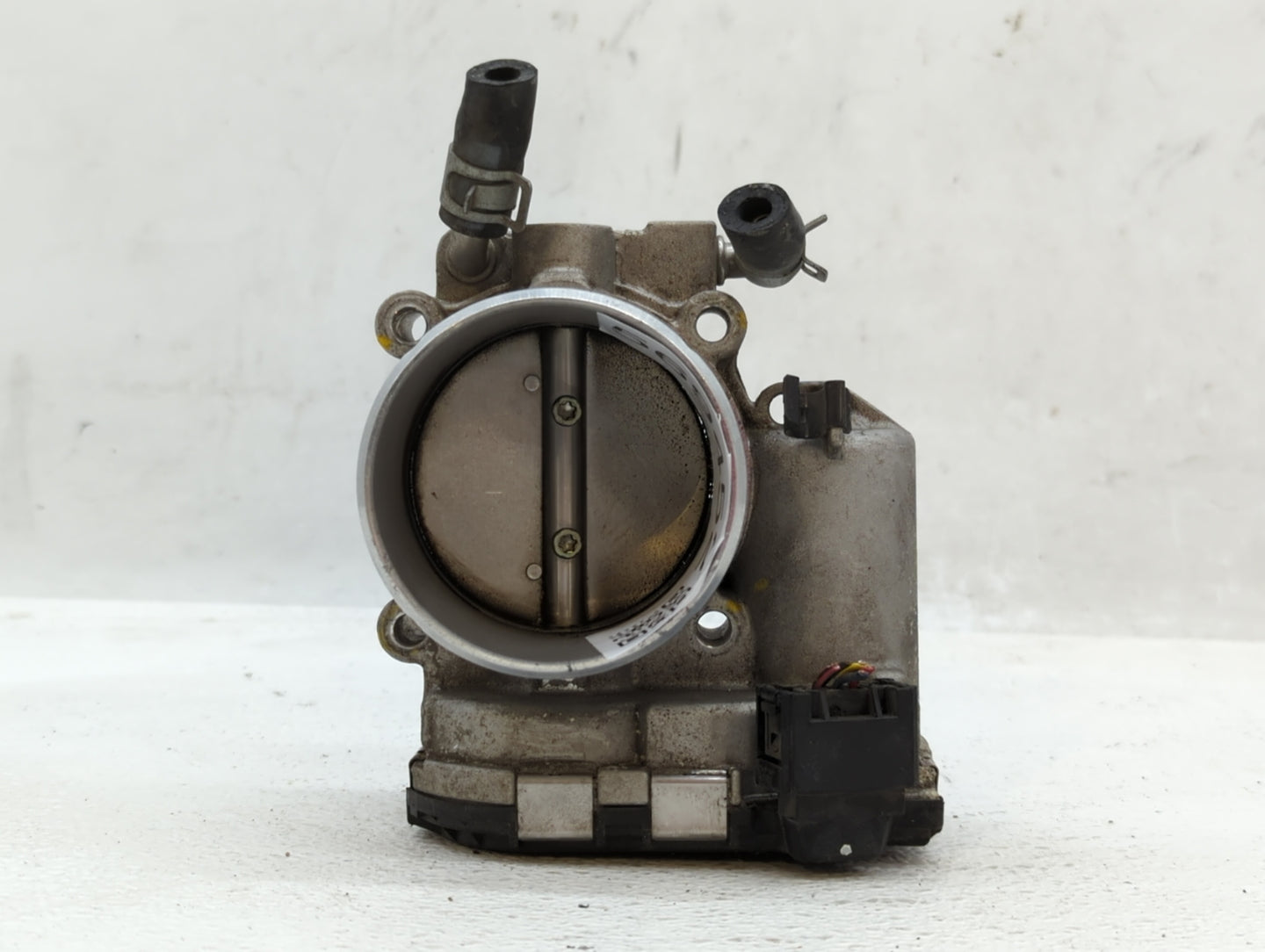 2015-2019 Hyundai Sonata Throttle Body P/N:35100-2G600 Fits Fits 2015 2016 2017 2018 2019 2020 2021 OEM Used Auto Parts - Oe